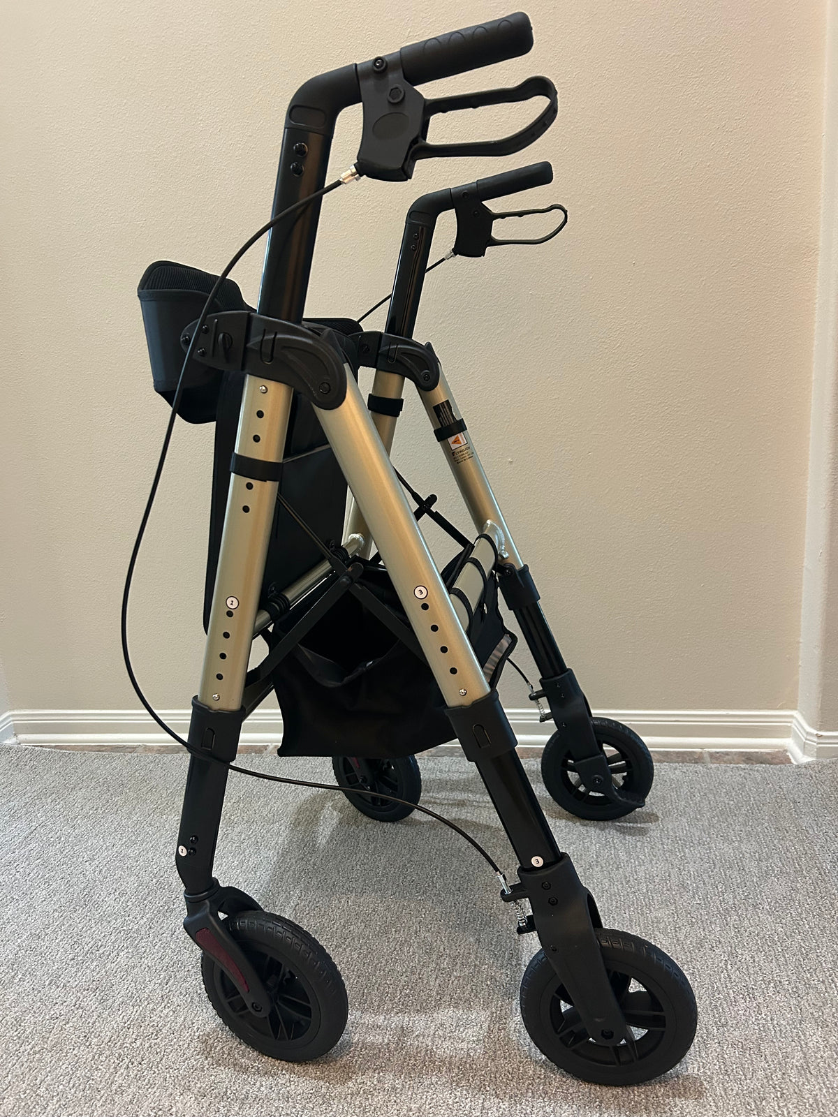 Heavy Duty Rollator Walker with Seat – 450 lb Capacity