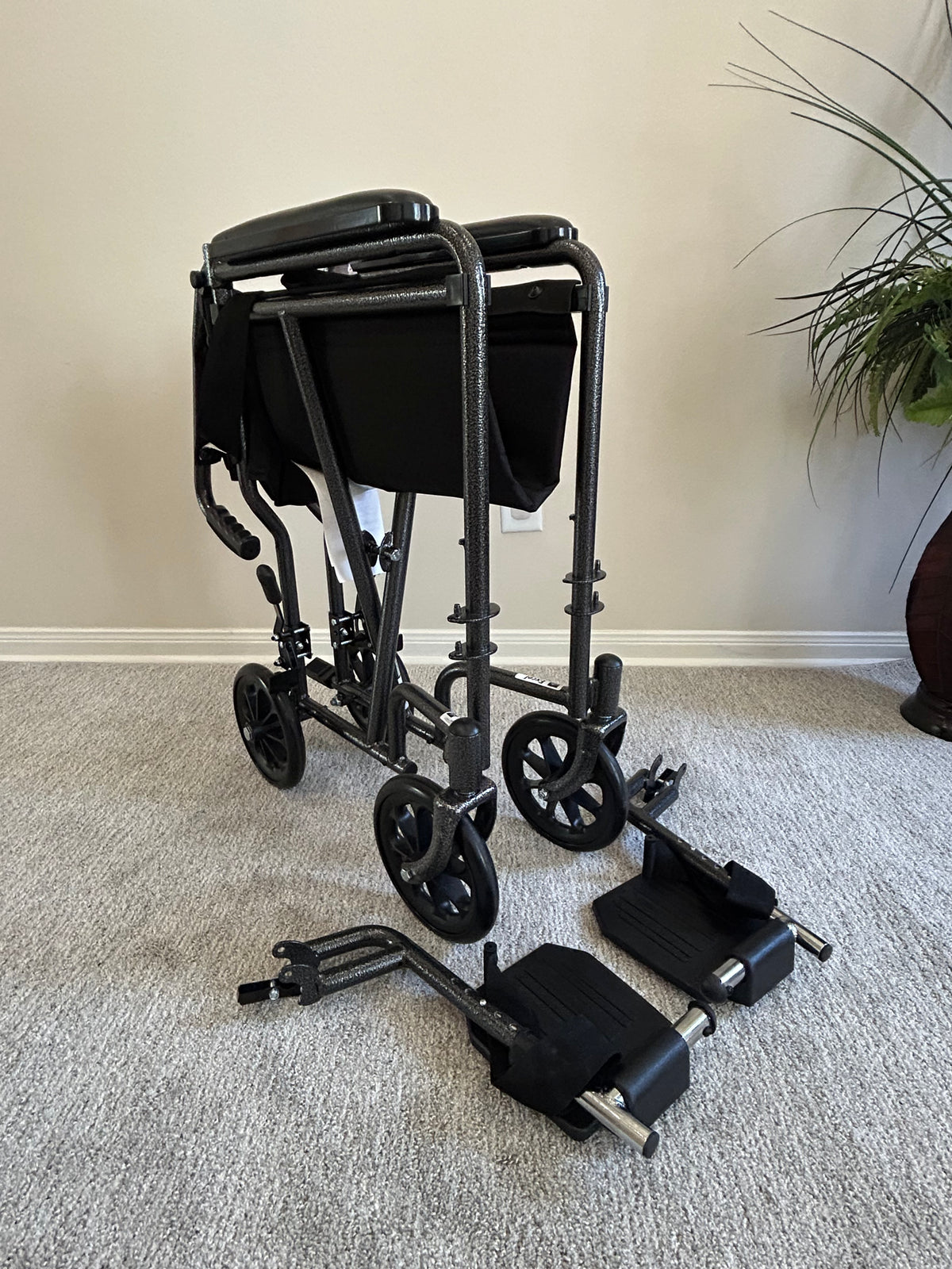 Transport Chair Medline SEMI NEW 19”
