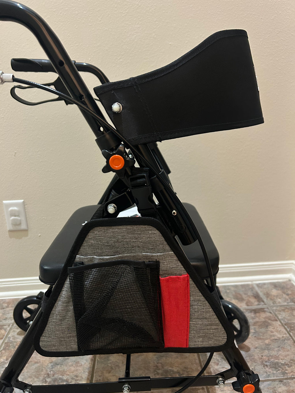 BlessReach Andador plegable ligero con asiento para personas mayores