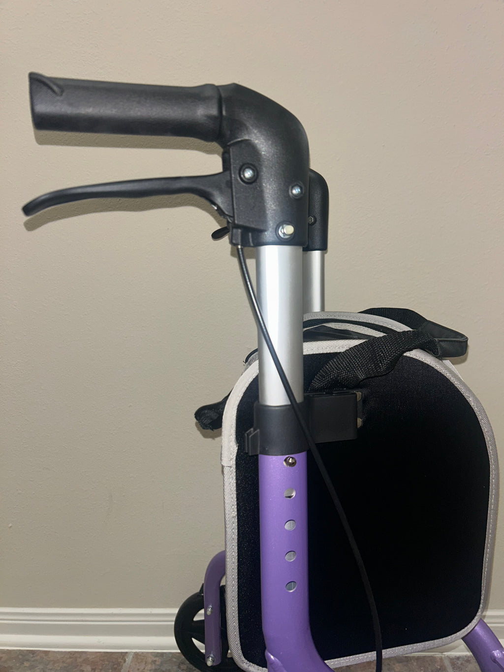 Planetwalk Premium Andador de 3 ruedas para personas mayores