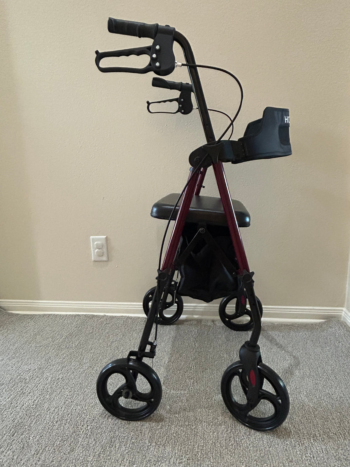 HOME LAND 4-Wheel Rollator Walker with Seat & Backrest